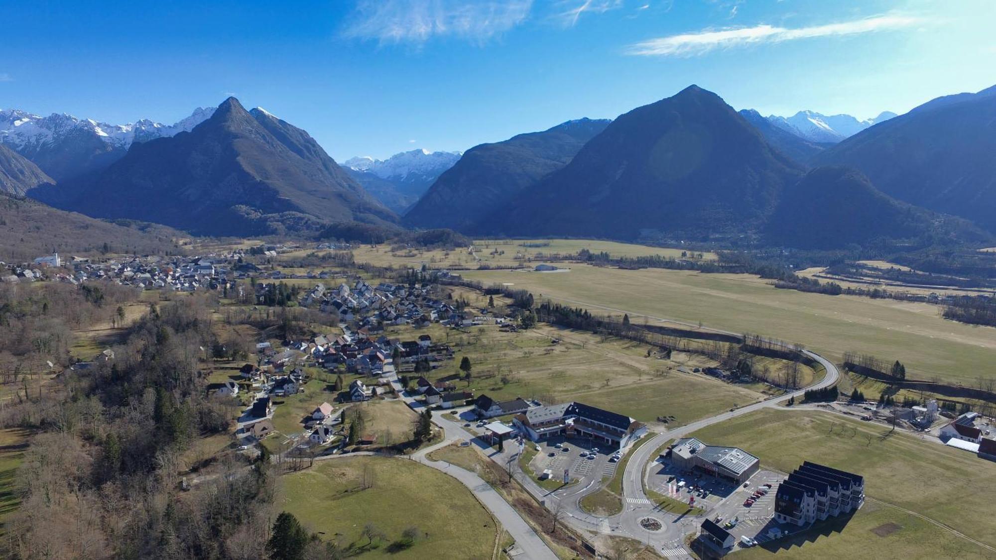 Soca Valley Suites Bovec Exterior photo